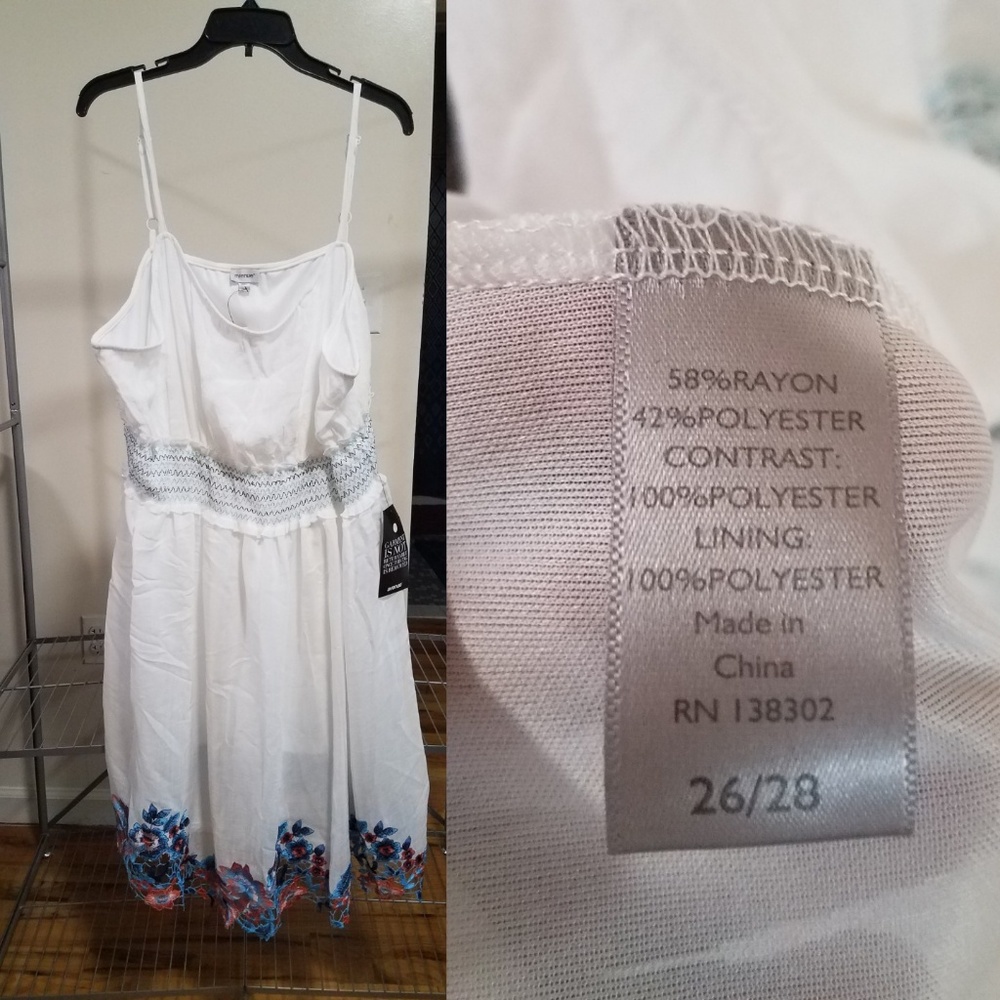 AVENUE DRESS